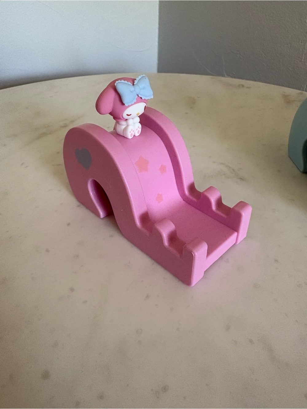 MyMelody phone holder
